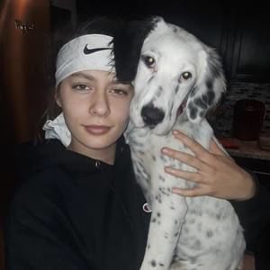 Meet your Posher, Alyssa